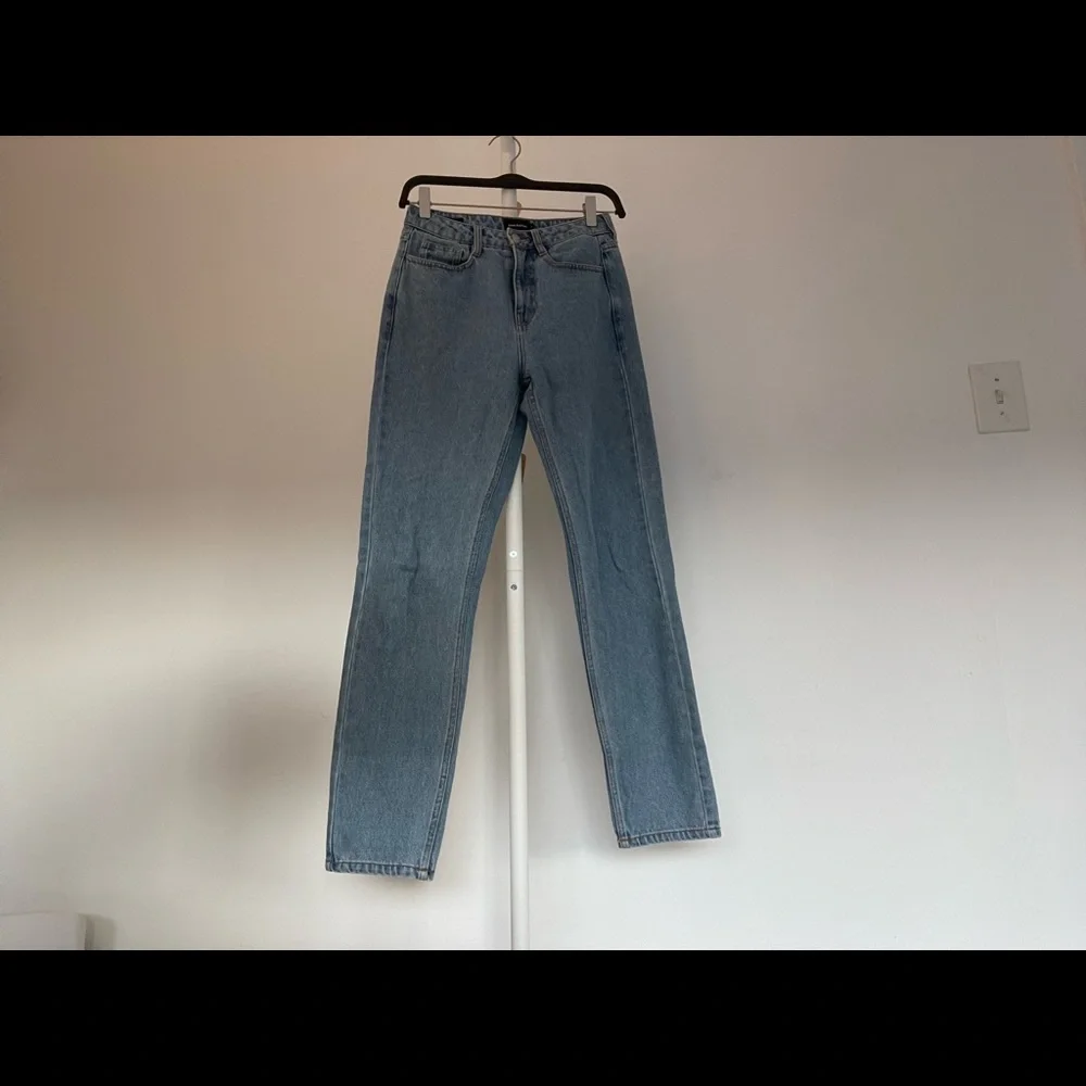 The Stevie High Waisted Non-Stretch Jean in Light Indigo - Picture 2 of 6